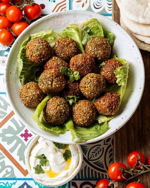 falafel_khazarkhooshe_img-16-w480h600 falafel khazarkhooshe img 16 w480h600 طرز تهیه فلافل, فلافل اصل خانگی, فلافل ترد, فلافل سالم