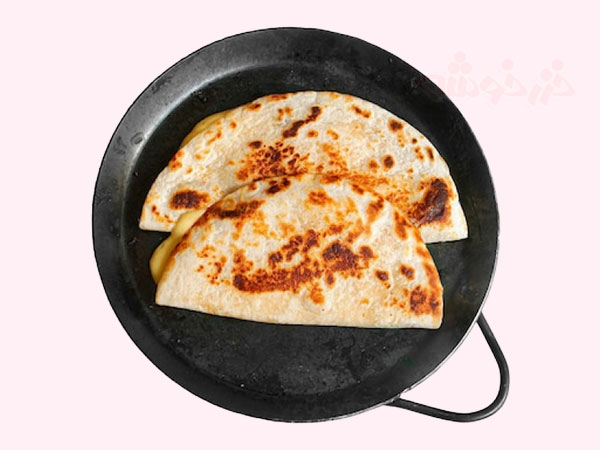 bread tortilla khazarkhooshe img w600h450 02 طرز تهیه نان ترتیلا با آرد ذرت, نان ترتیلا مکزیکی با آرد ذرت, دستور پخت نان ترتیلا با آرد ذرت, روش پخت نان ترتیلا با آرد ذرت