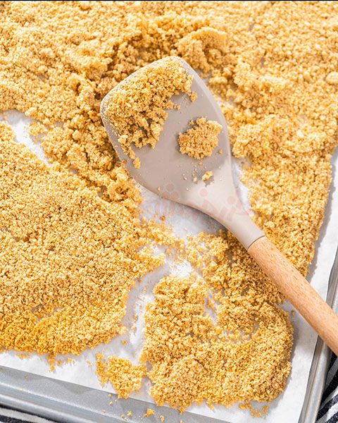 breadcrumbs toasted flour khazarkhooshe img w480h600 06 نگهداری آرد و پودر سوخاری, نگهداری آرد سوخاری, نگهداری پودر سوخاری